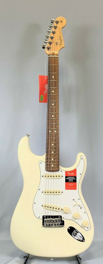 FenderAmericanProfessionalStratocaster®OlympicWhiteRosewoodFingerboardフェンダーアメリカンプロフェッショナルストラトキャスターオリンピックホワイト