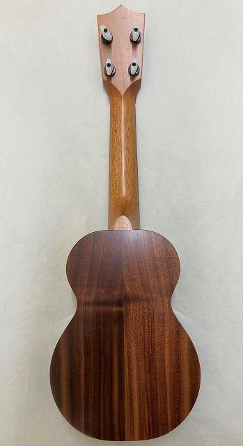 KamakaHF-1カマカソプラノウクレレ