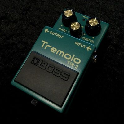 BOSS <br>TR-2 Tremolo <br>トレモロ