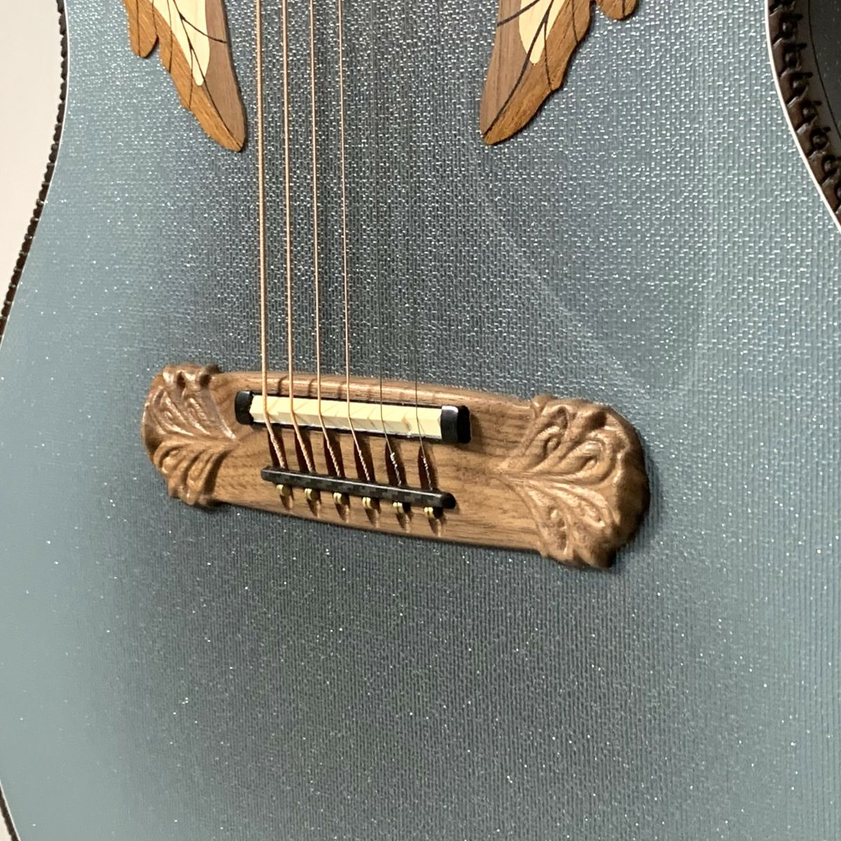 OvationAdamasE-AcousticGuitar1687GTDeepNon-CutawayReverseBlueBurstオベーションアダマスエレアコリバースブルーバースト