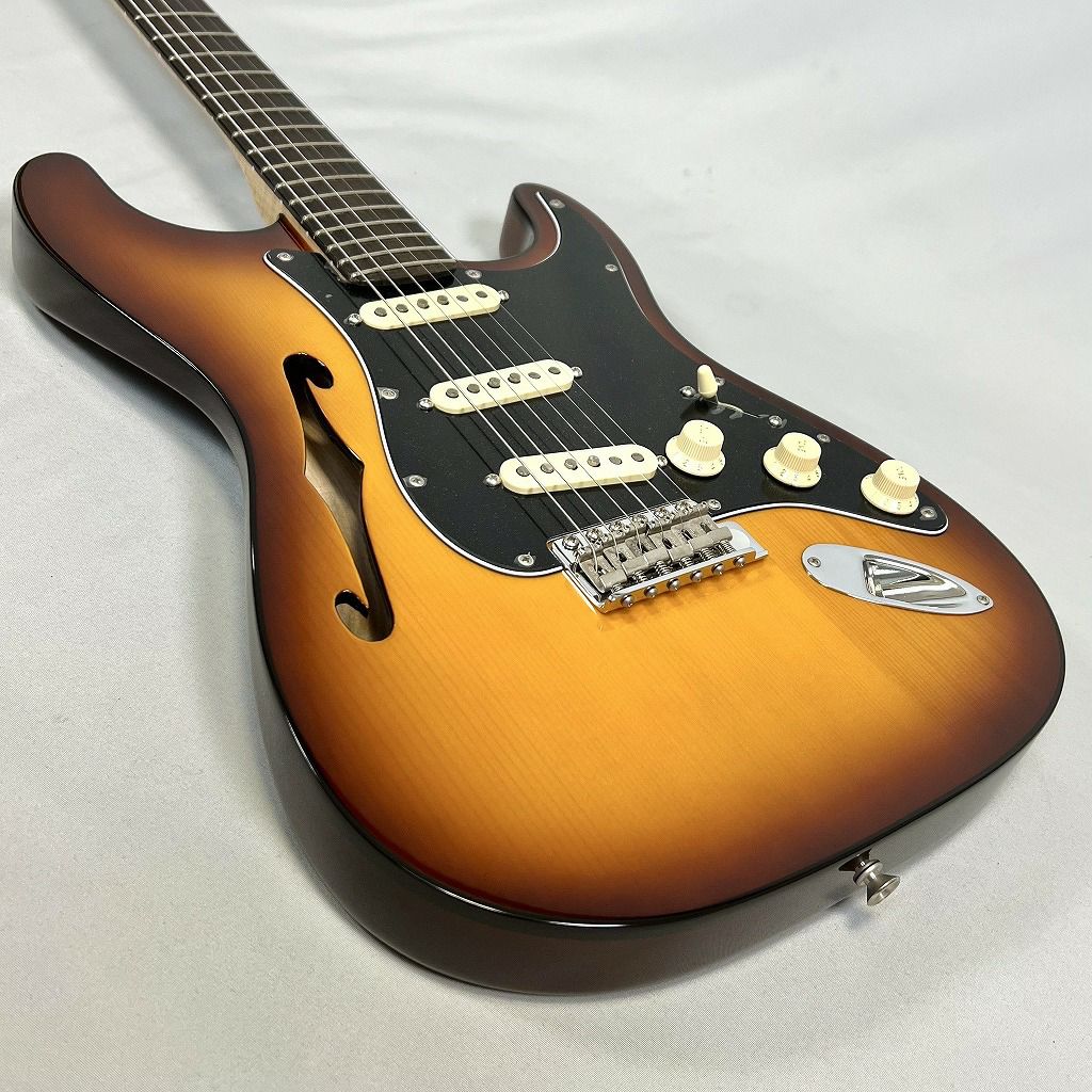 Fender Limited Edition Suona Stratocaster® Thinline, Ebony Fingerboard, Violin Burst【店頭展示特価品】
