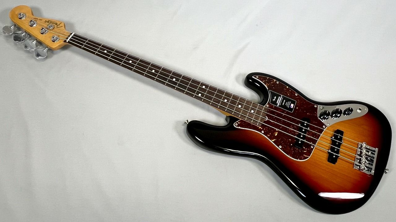 Fender American Professional II Jazz Bass® Rosewood Fingerboard 3-Color Sunburst