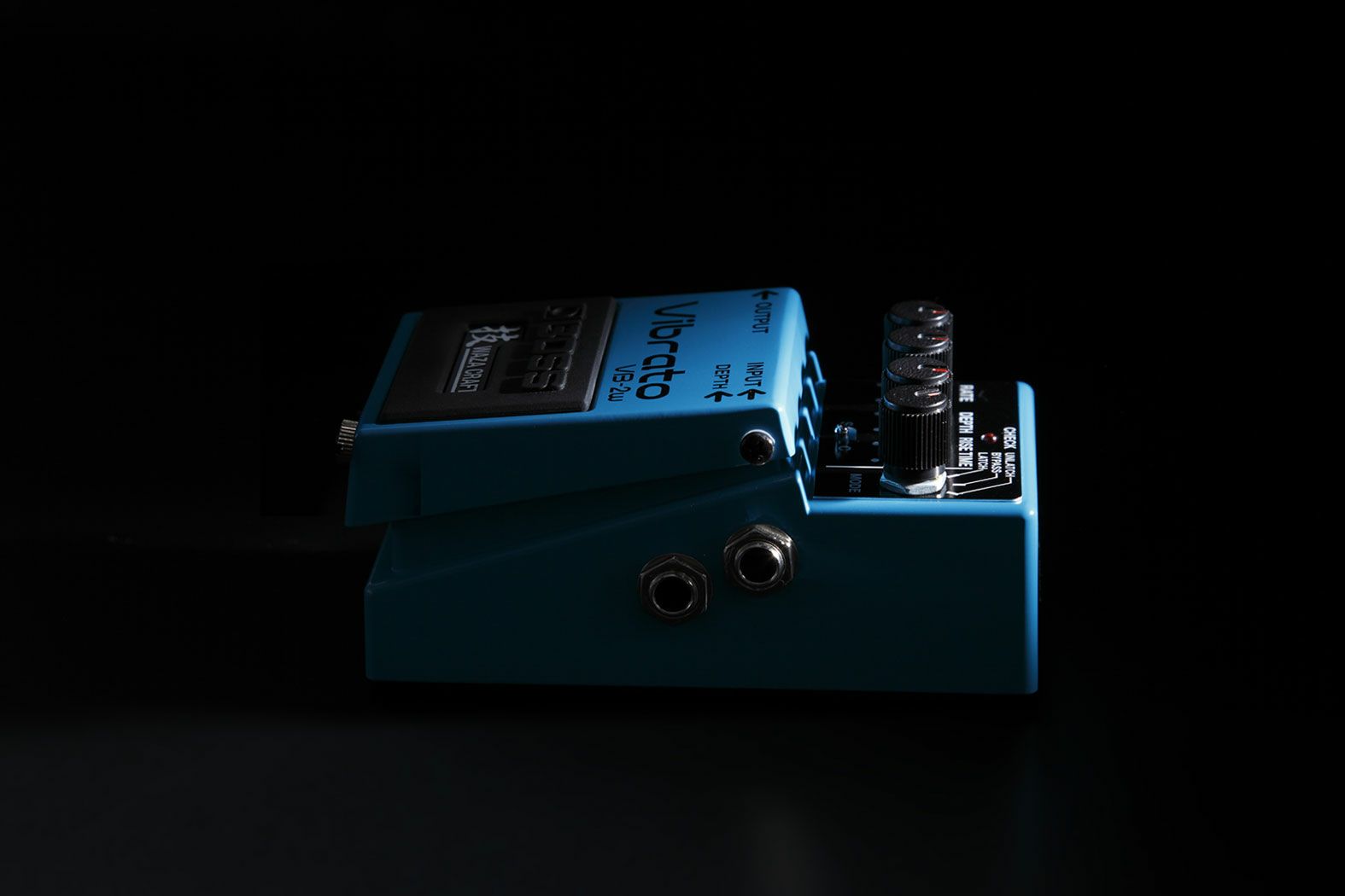 BOSSVibratoVB-2W