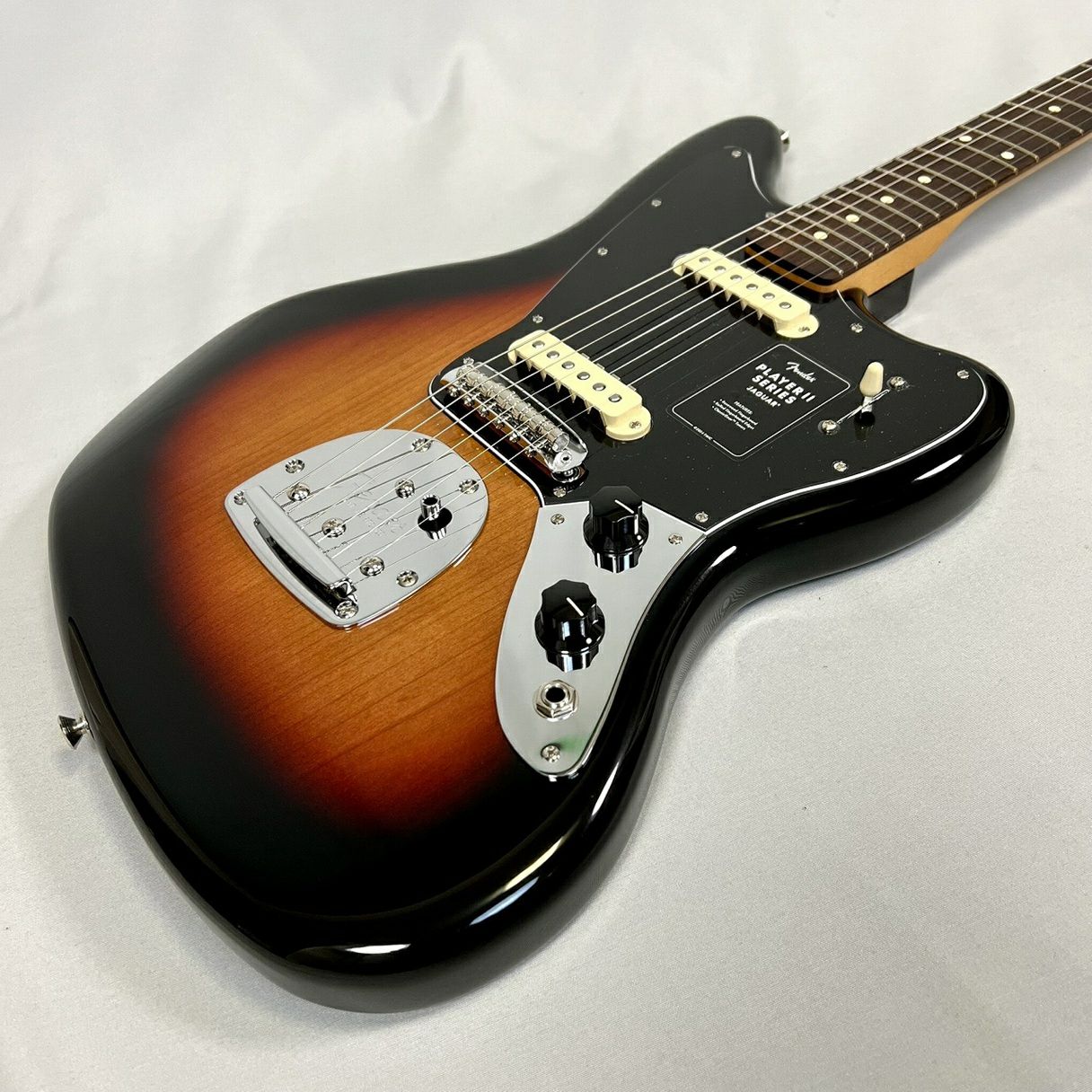 Fender Player II Jaguar 3 Color Sunburst