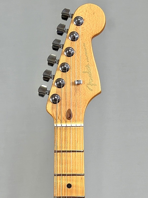 FenderAmericanUltraIIStratocaster#174;,MapleFingerboard,SinisterRed