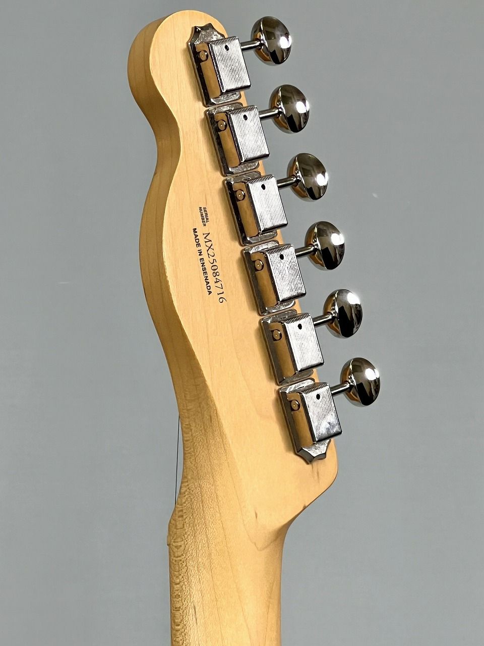 FenderPlayerIITelecaster®,MapleFingerboard,3-ColorSunburstヘッド裏