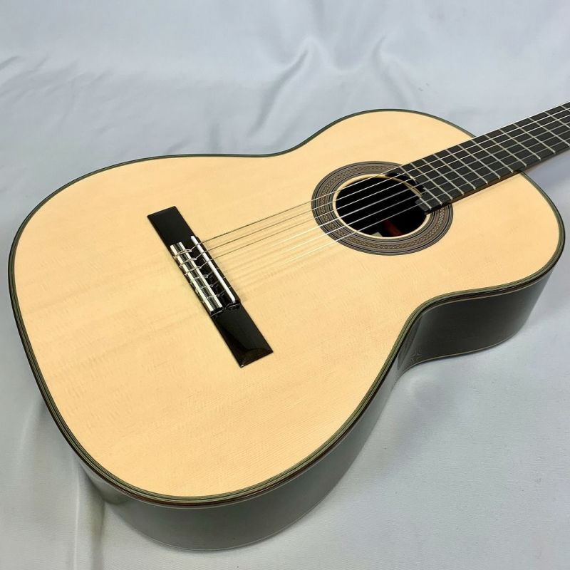 000000040145-01-l.jpg?t=