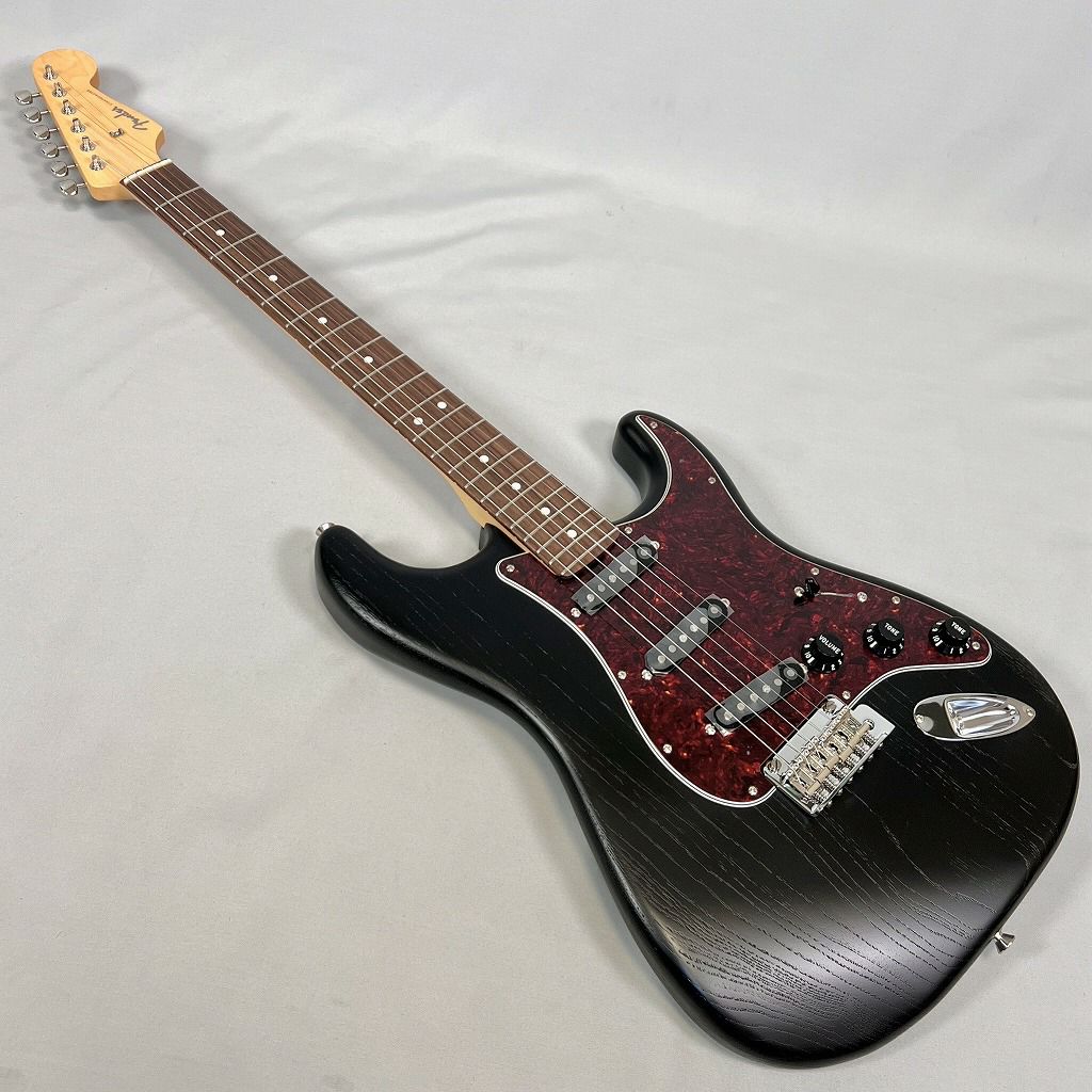 Fender Made in Japan Limited Stratocaster®, Raw Ash Black