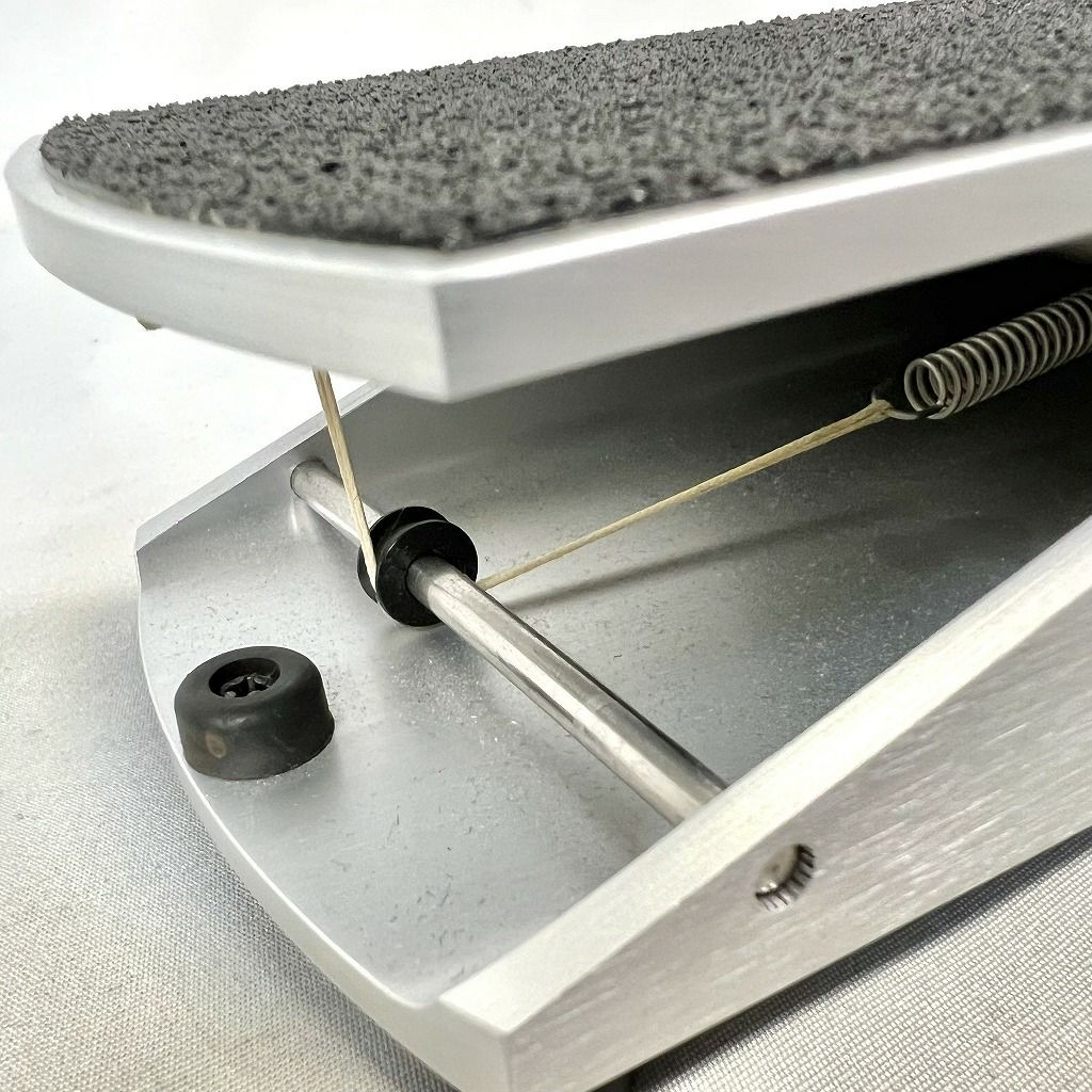 ERNIEBALL Volume Pedal Jr. 250K (for Passive Electronics) P06180【店頭展示特価】