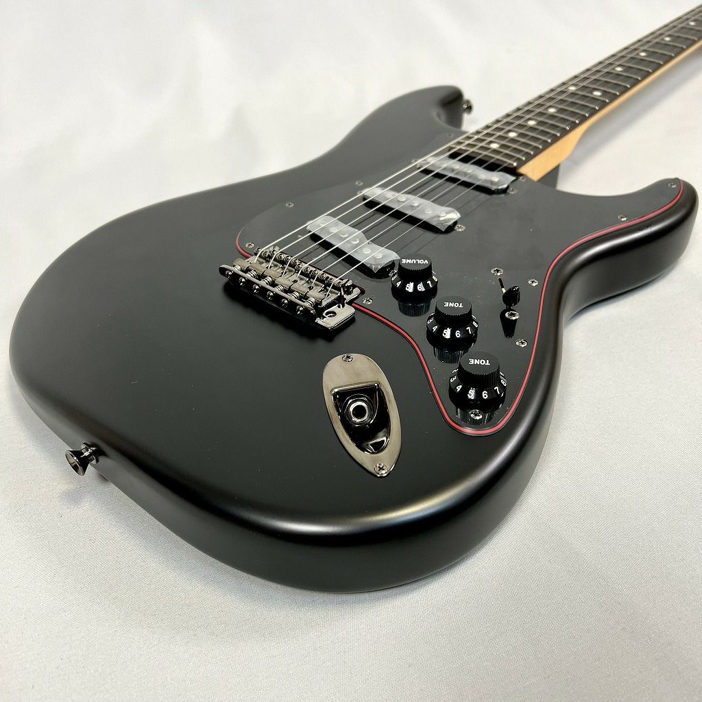  Fender Made in Japan Limited Hybrid II Stratocaster®, Noir, Rosewood Fingerboard, Black