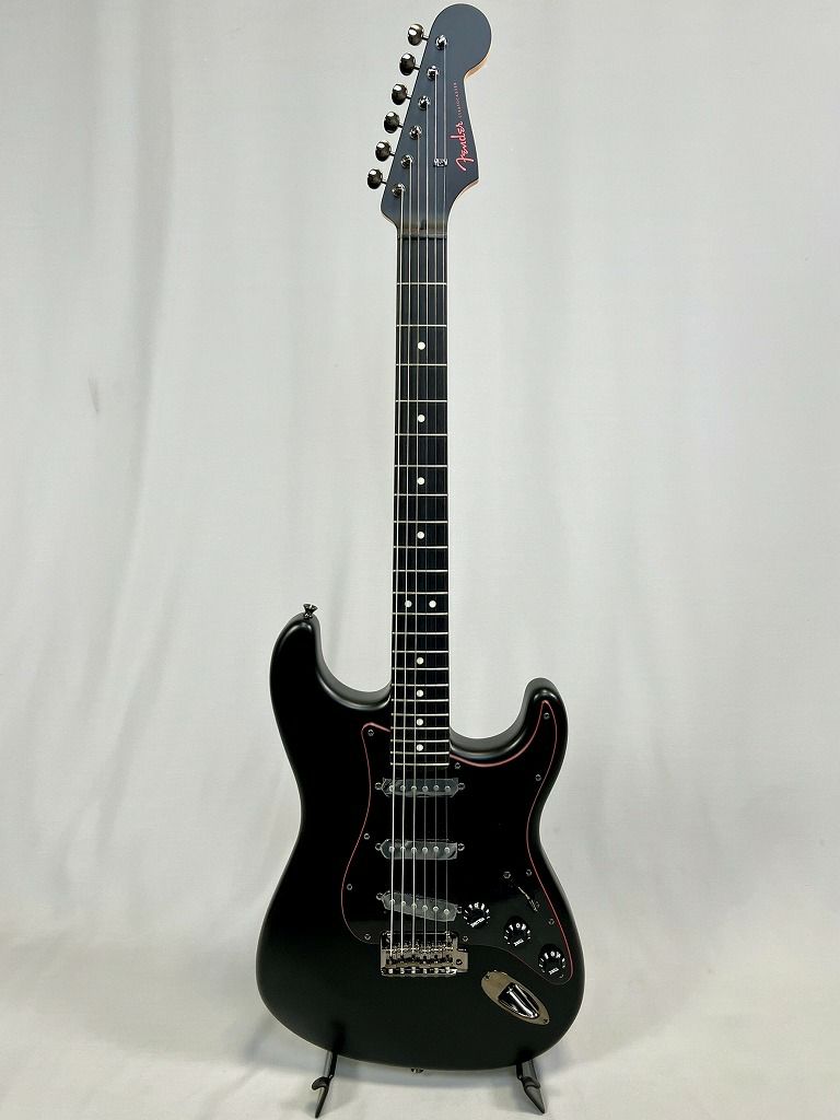 Fender Made in Japan Limited Hybrid II Stratocaster®, Noir, Rosewood Fingerboard, Black表