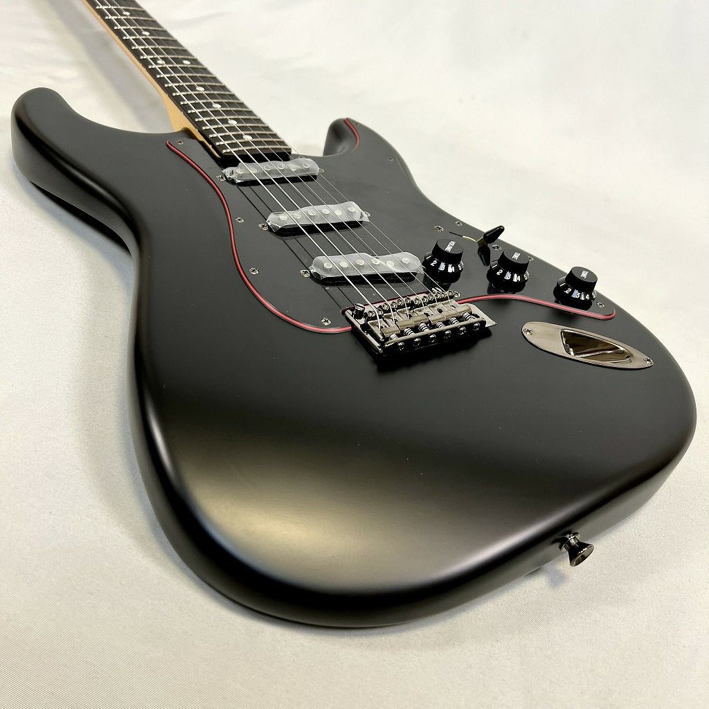  Fender Made in Japan Limited Hybrid II Stratocaster®, Noir, Rosewood Fingerboard, Black