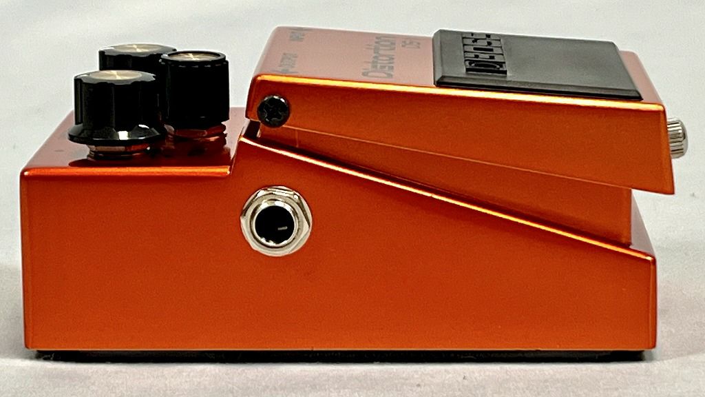Boss DS-1-B50A Distortion(50th Anniversary)実機左側面
