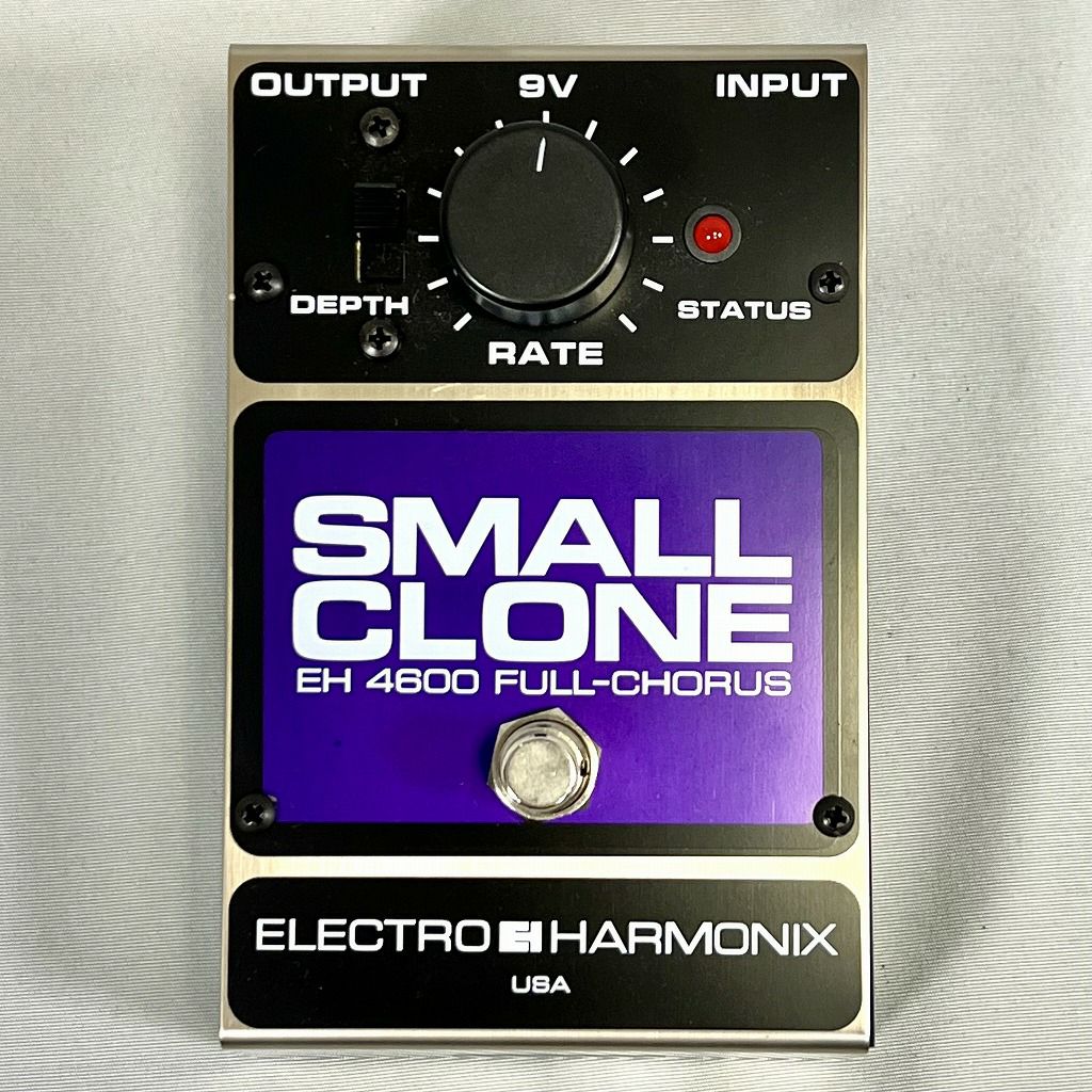 electro-harmonix Small Clone前面