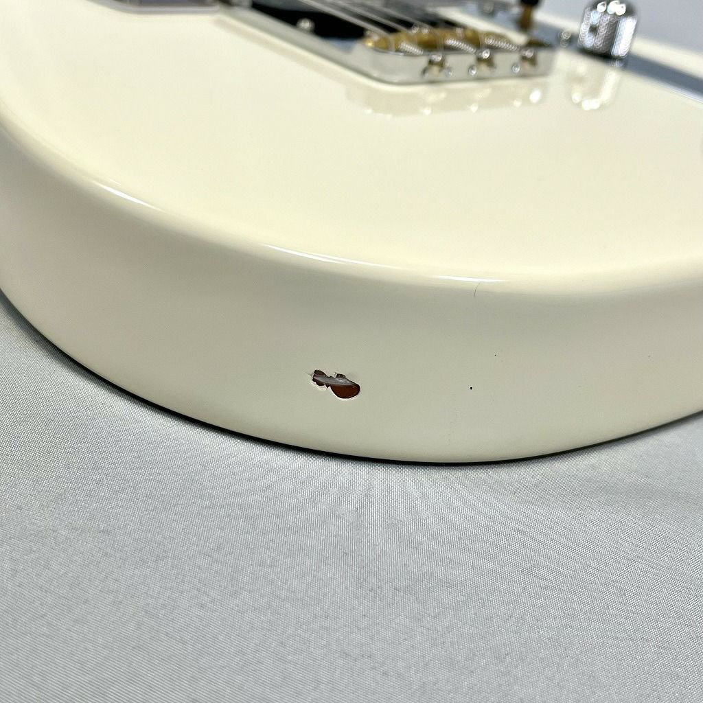 Fender American Professional II Telecaster®, Rosewood Fingerboard, Olympic White【傷アリ】キズ部分アップ