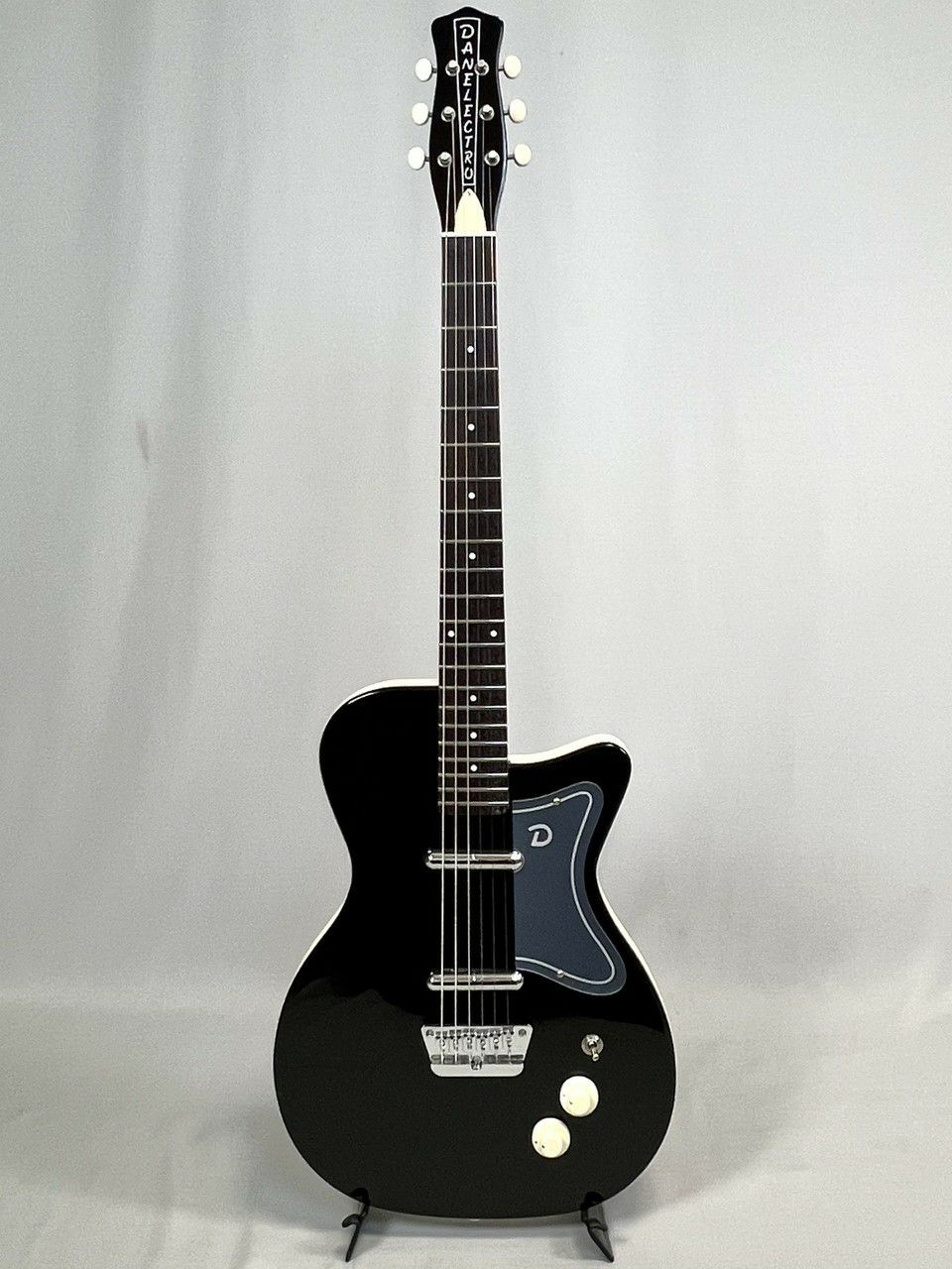 DANELECTRO ’57 GUITAR JADE LIMO BLACK