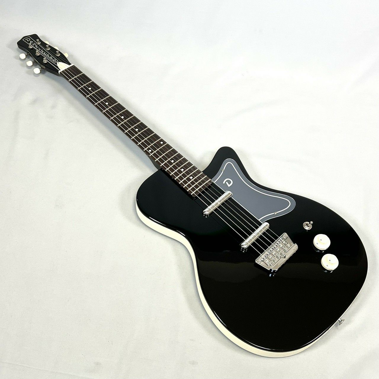 DANELECTRO ’57 GUITAR JADE LIMO BLACK