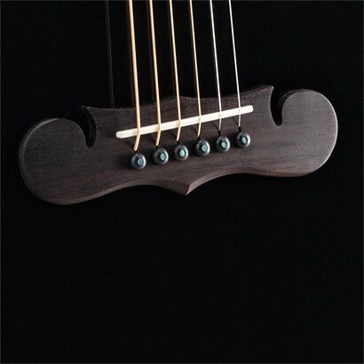 ZEMAITIS CAF-90H Gloss Black Mother of Pearl ORCHESTRAのブリッジ部