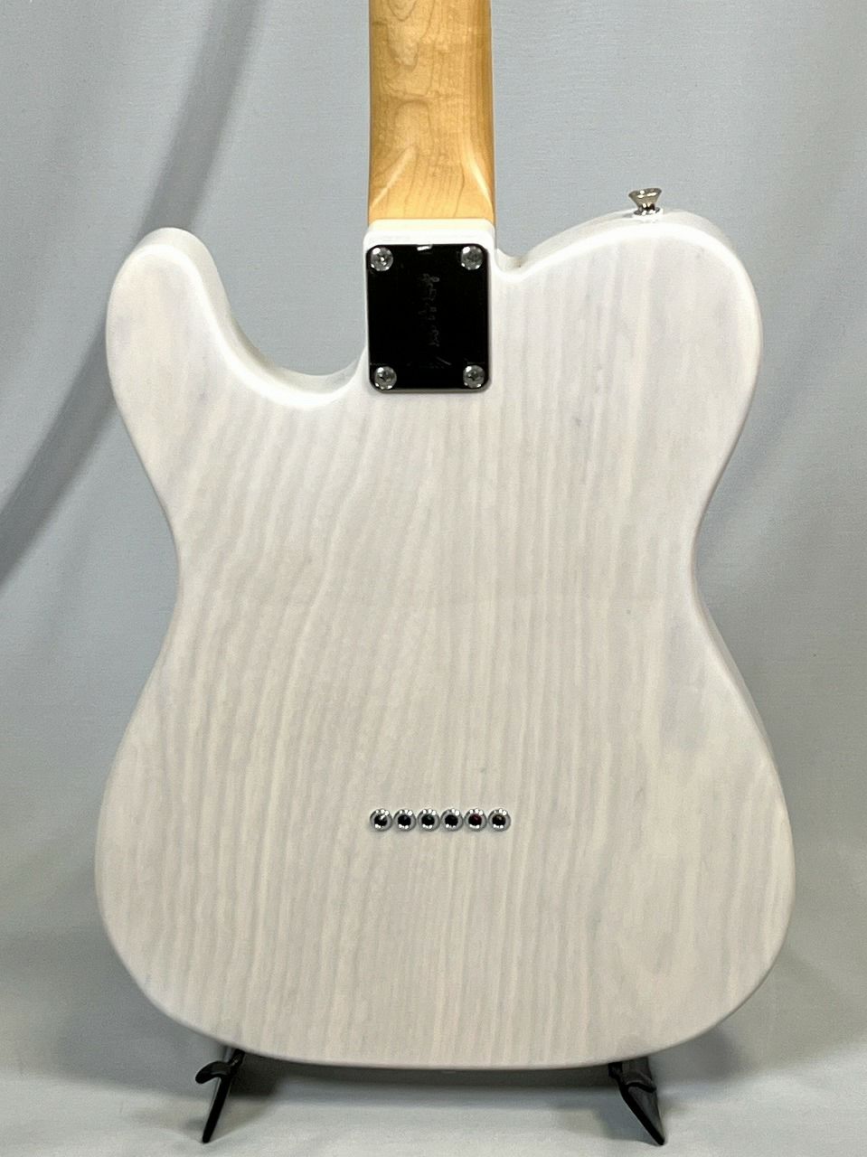FGNNeoClassicNTE100MAHT-WBボディ裏