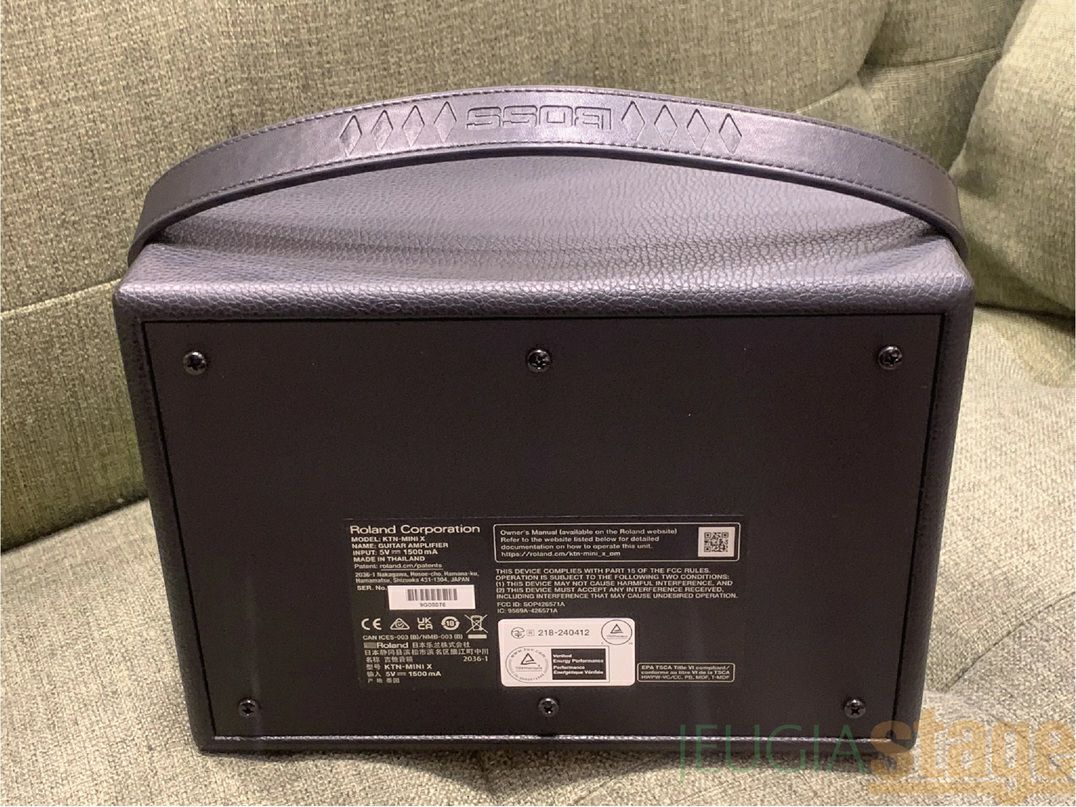 BOSS KATANA-MINI X / KTN-MINI X Guitar Amplifier 当店撮影画像・裏面