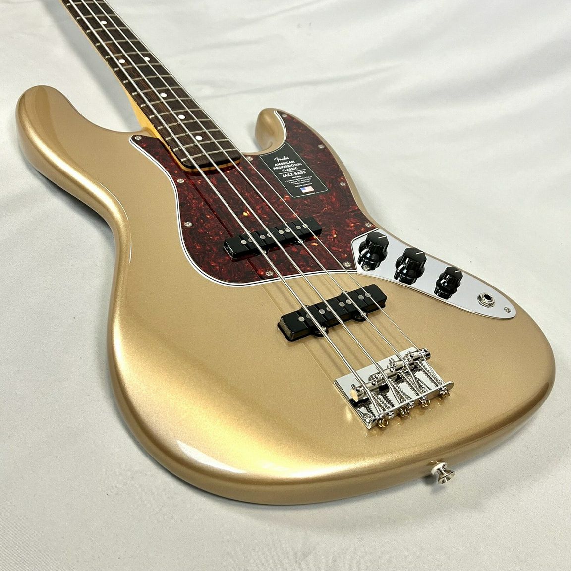 Fender American Professional Classic Telecaster®, Maple Fingerboard, Butterscotch Blonde