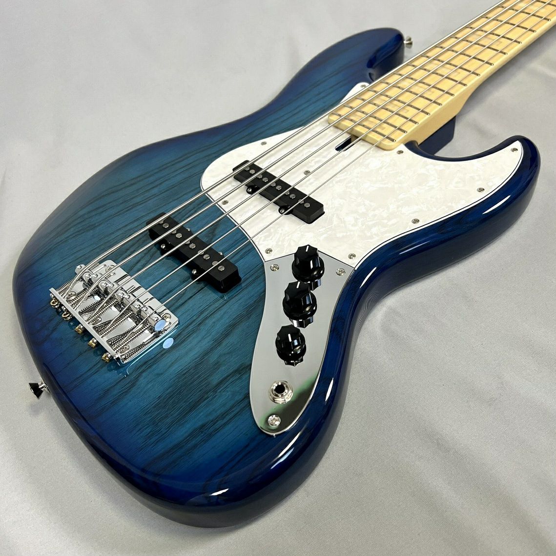 FGN NJB100MBAHV-SBB