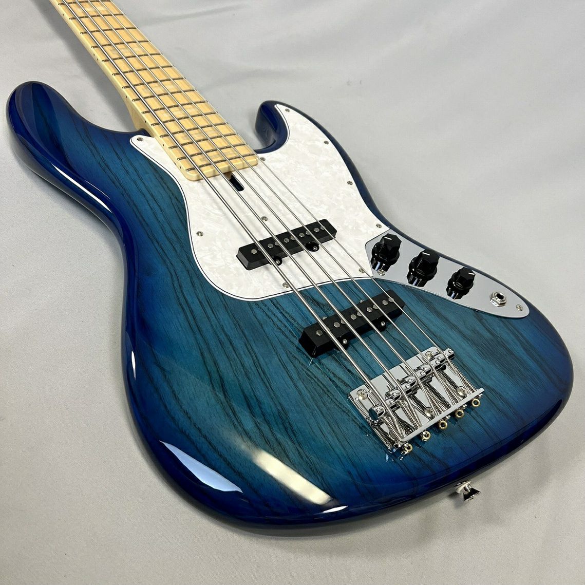FGN NJB100MBAHV-SBB
