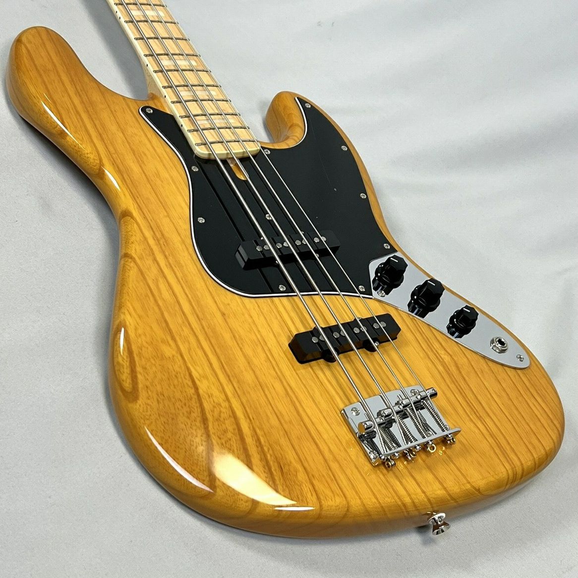 FGN NJB100MBAH-VNT
