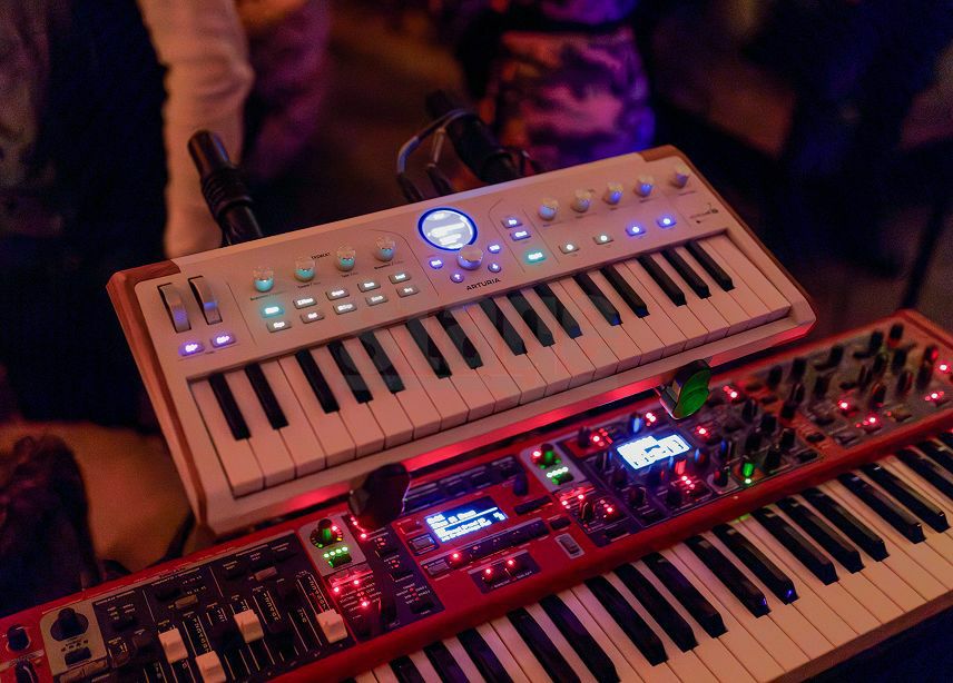 Arturia AstroLab 37