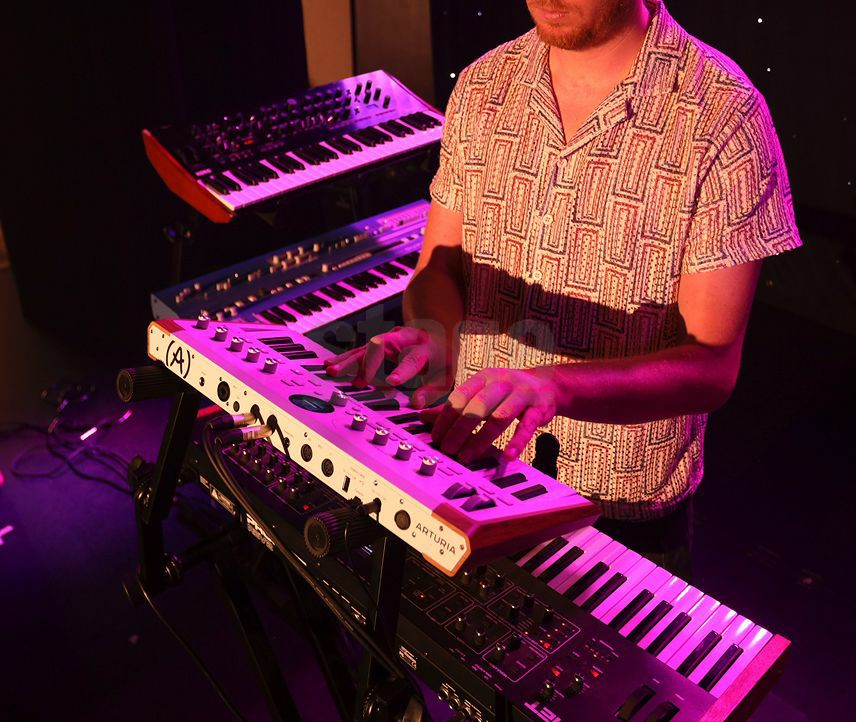 Arturia AstroLab 37