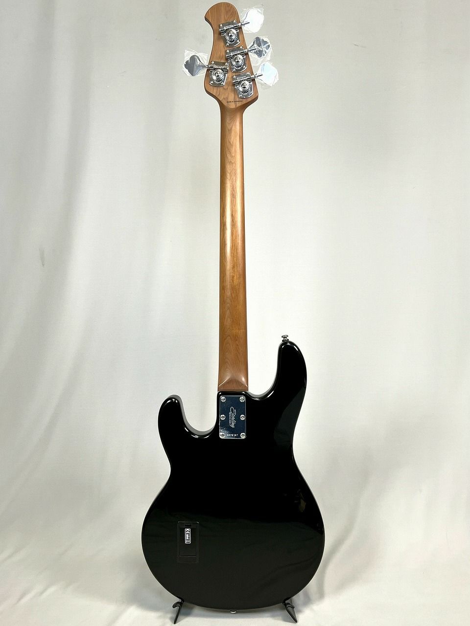 SterlingbyMUSICMANStingRayRAY34Black裏
