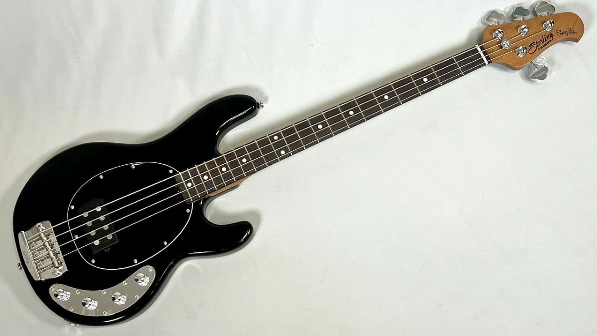 SterlingbyMUSICMANStingRayRAY34Black