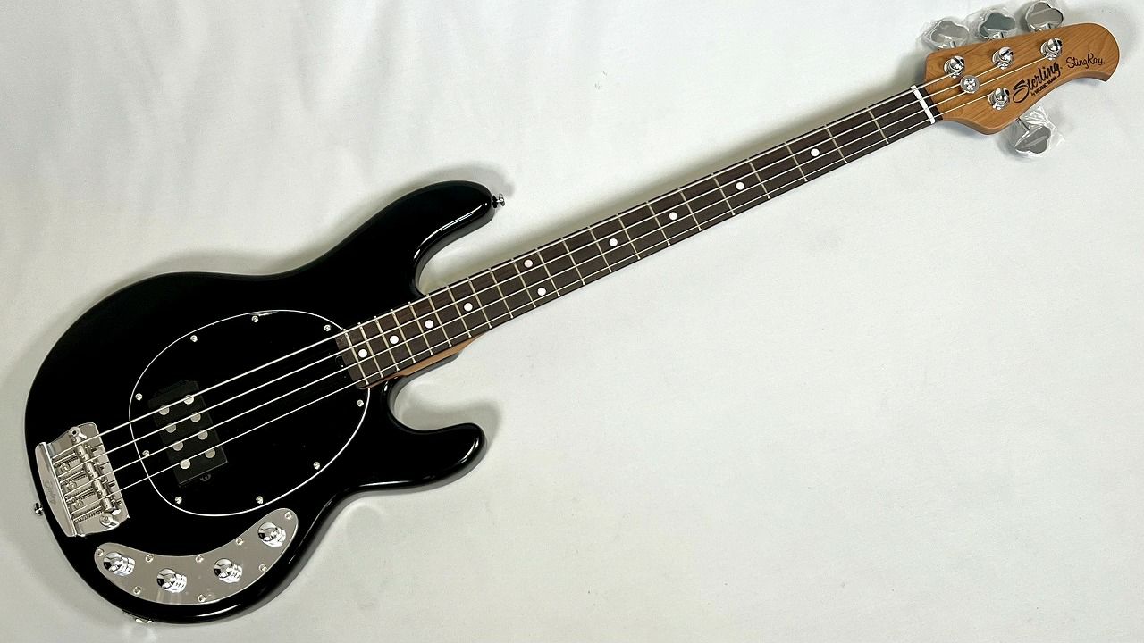 SterlingbyMUSICMANStingRayRAY34Black