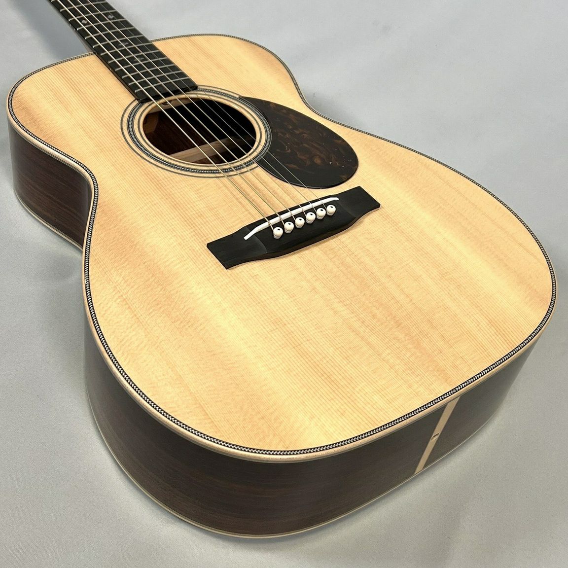 ASTURIASSOLOHERRINGBONE