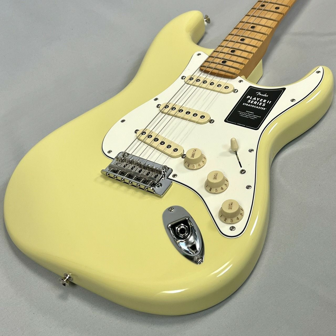 Fender Player II Stratocaster®, Maple Fingerboard, Hialeah Yellow