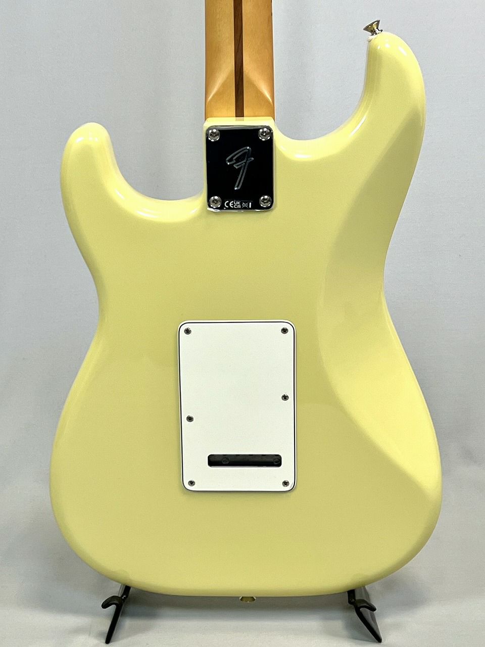 Fender Player II Stratocaster®, Maple Fingerboard, Hialeah Yellow/ボディ裏